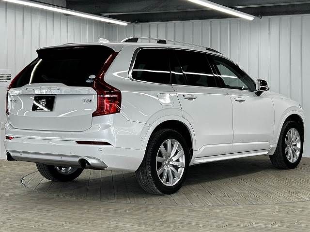 Volvo XC90 2017-06 6050-15