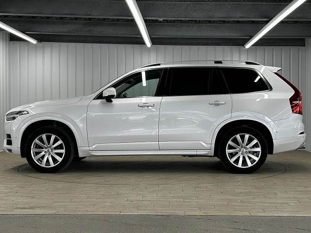 Volvo XC90 2017-06 6050-14