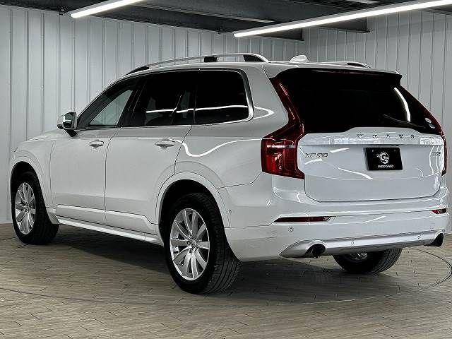 Volvo XC90 2017-06 6050-16