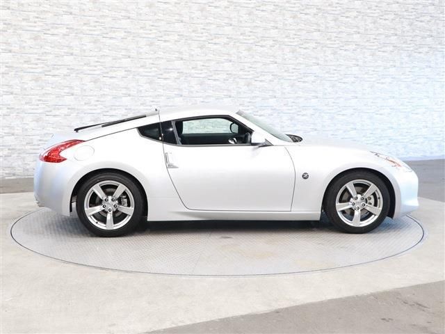 Nissan FAIRLADY Z 2009-05 9884-7