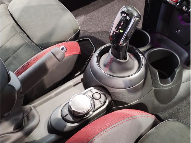 Bmw MINI 2018-08 11558-19
