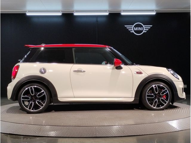 Bmw MINI 2018-08 11558-7