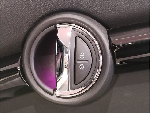 Bmw MINI 2018-08 11558-25