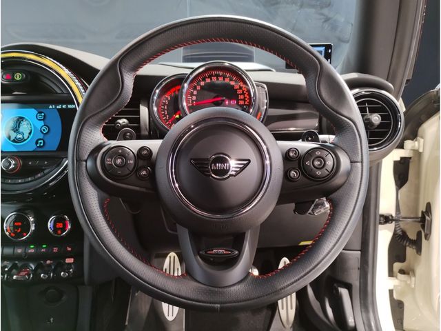 Bmw MINI 2018-08 11558-15
