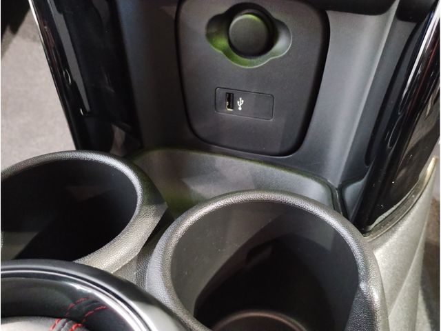 Bmw MINI 2018-08 11558-26