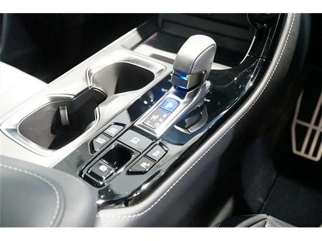 Lexus NX 2022-01 1021-15