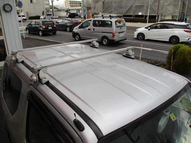 Suzuki JIMNY 2003-05 186422-9