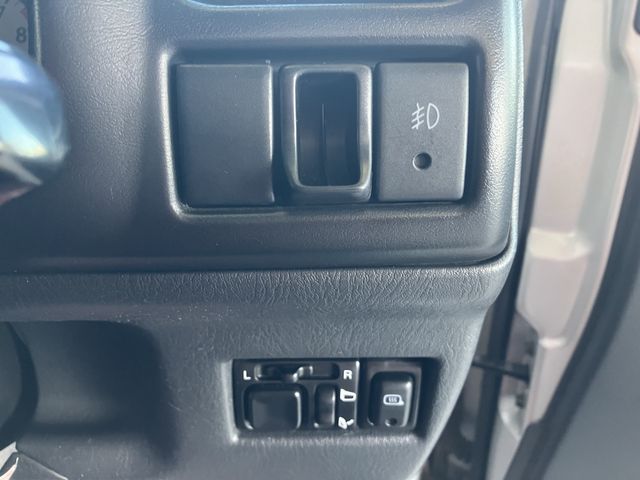 Suzuki JIMNY 2003-05 186422-26