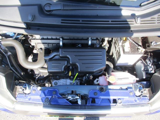 Daihatsu MOVE CUSTOM 2017-06 183560-8