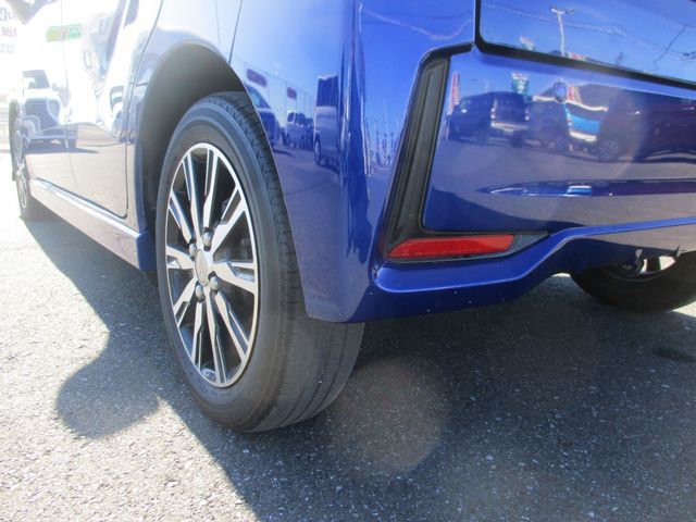 Daihatsu MOVE CUSTOM 2017-06 183560-13