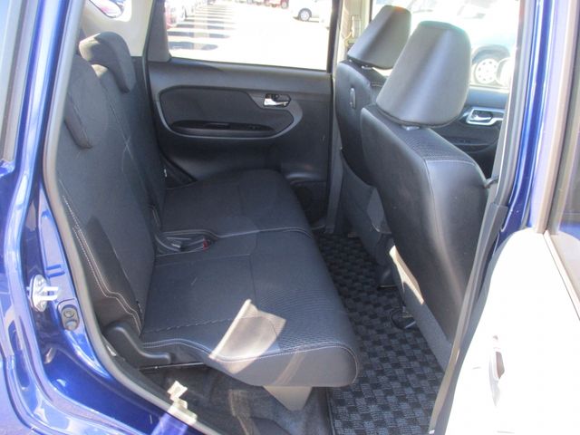 Daihatsu MOVE CUSTOM 2017-06 183560-23