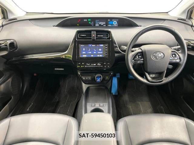 Toyota PRIUS 2019-05 386792-1