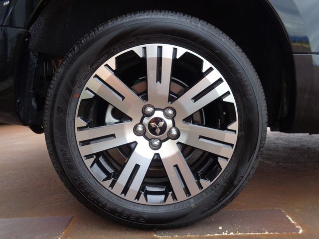 Mitsubishi DELICA D5 2023-03 24012-27