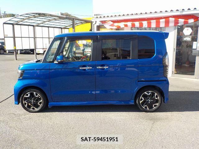 Honda N BOX CUSTOM 2018-10 307199-8