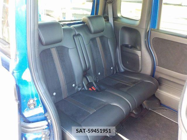 Honda N BOX CUSTOM 2018-10 307199-19
