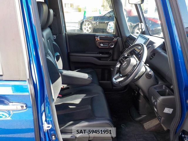 Honda N BOX CUSTOM 2018-10 307199-18