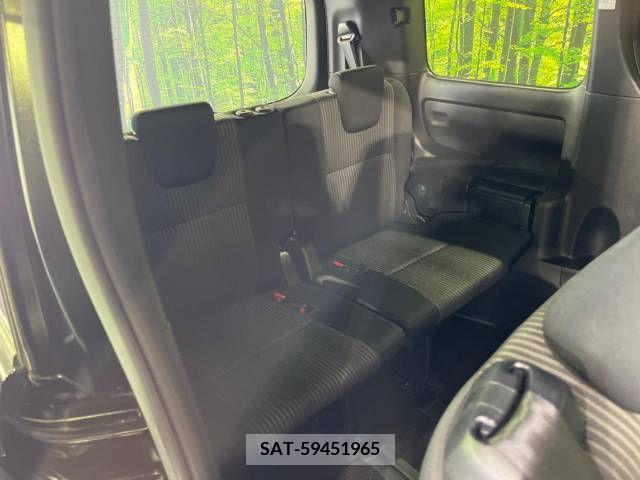 Toyota VOXY 2019-05 288946-10