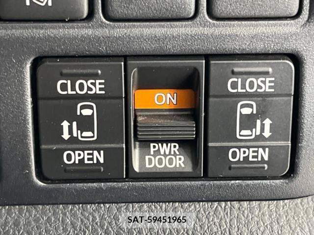 Toyota VOXY 2019-05 288946-6