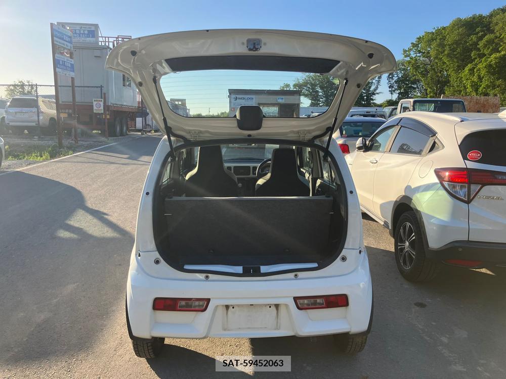 Suzuki ALTO 2017-04 258432-23