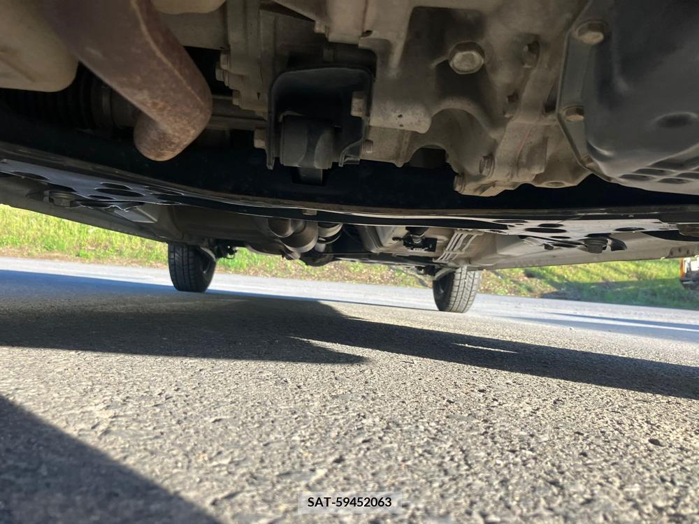 Suzuki ALTO 2017-04 258432-28