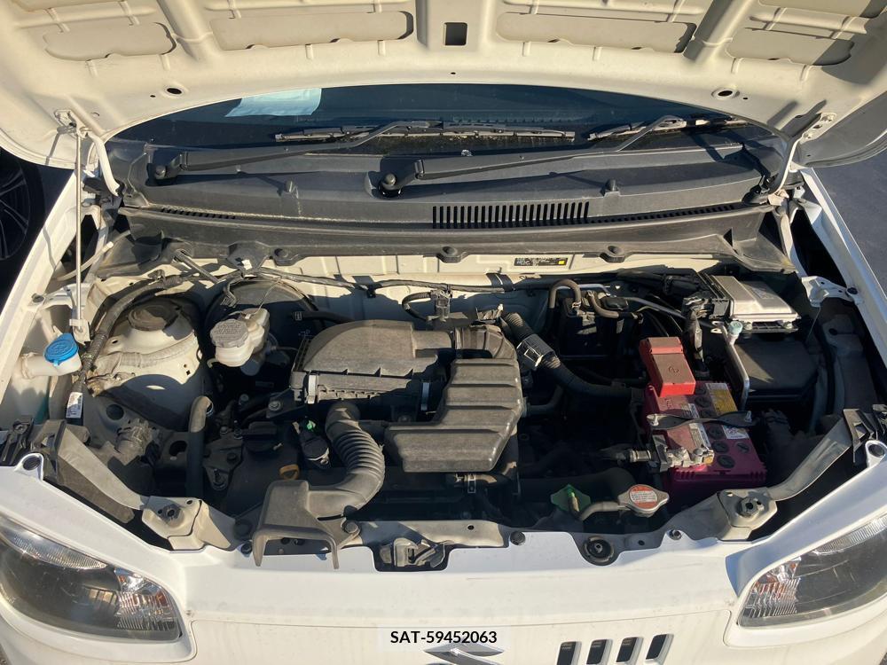 Suzuki ALTO 2017-04 258432-33