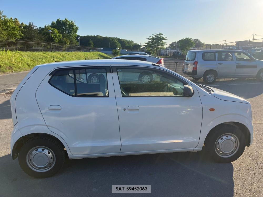 Suzuki ALTO 2017-04 258432-6