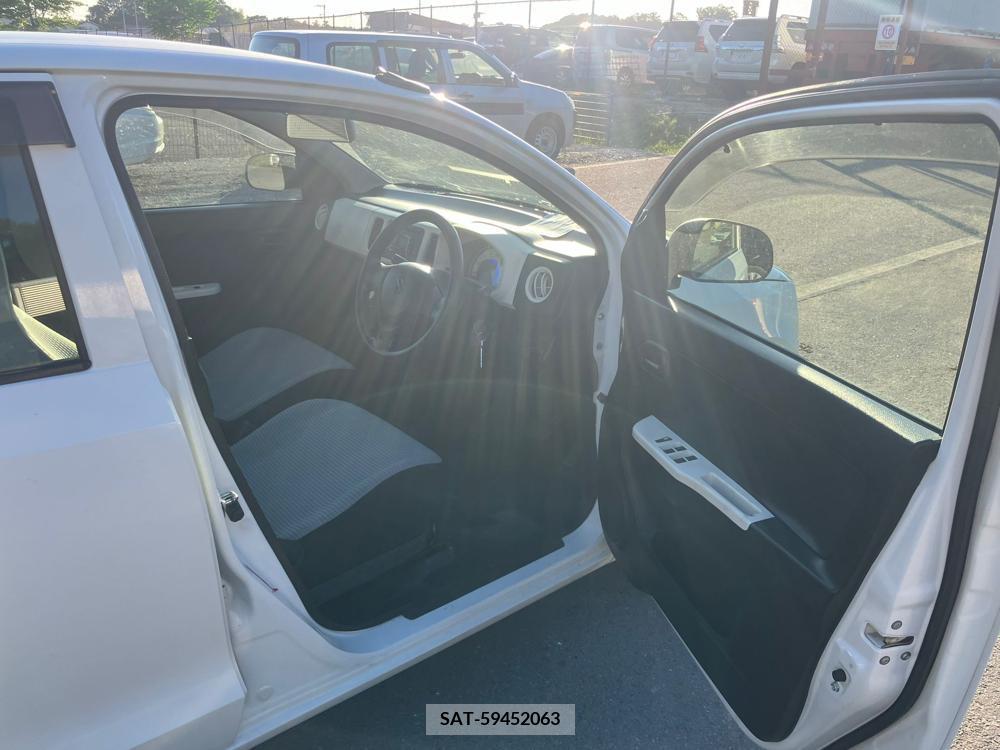Suzuki ALTO 2017-04 258432-8
