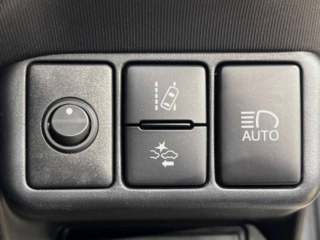 Toyota AQUA 2016-03 187743-6