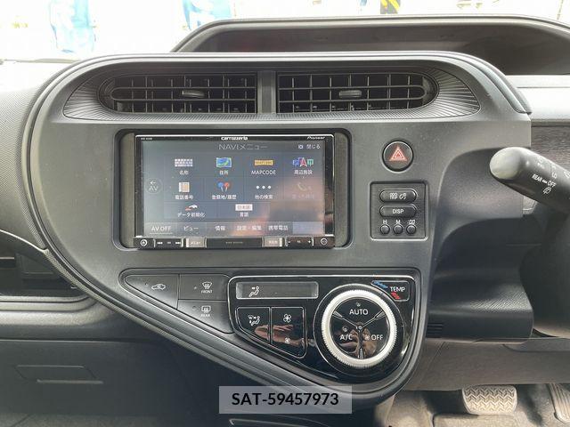 Toyota AQUA 2017-07 228471-3