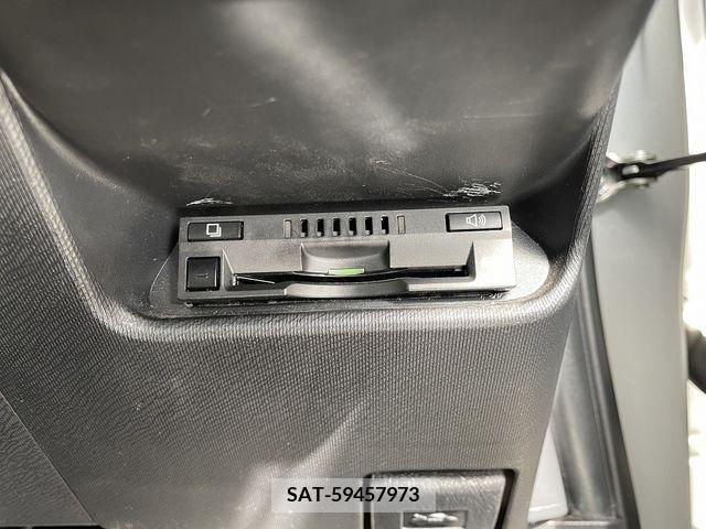 Toyota AQUA 2017-07 228471-10