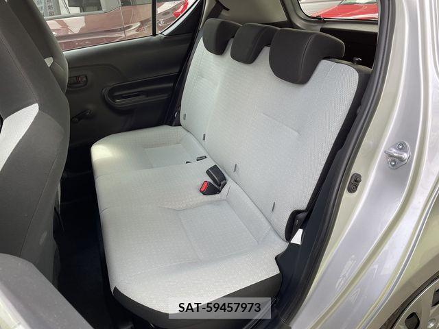 Toyota AQUA 2017-07 228471-7