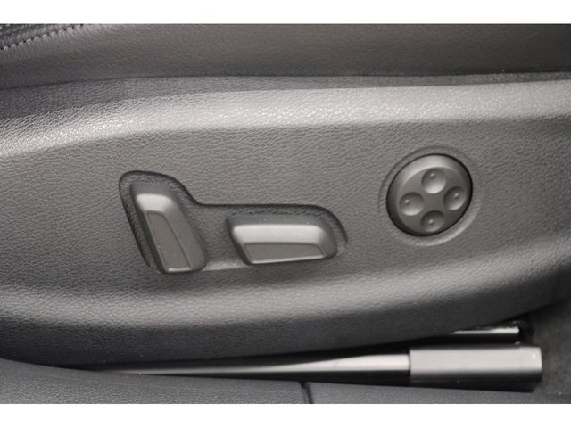 Audi A3 2019-04 23001-12