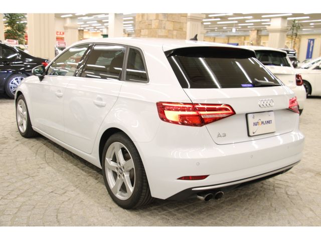 Audi A3 2019-04 23001-26