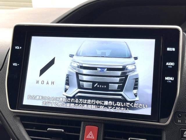 Toyota NOAH HYBRID 2018-09 20522-4