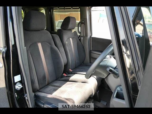 Honda N BOX CUSTOM 2019-04 307013-8