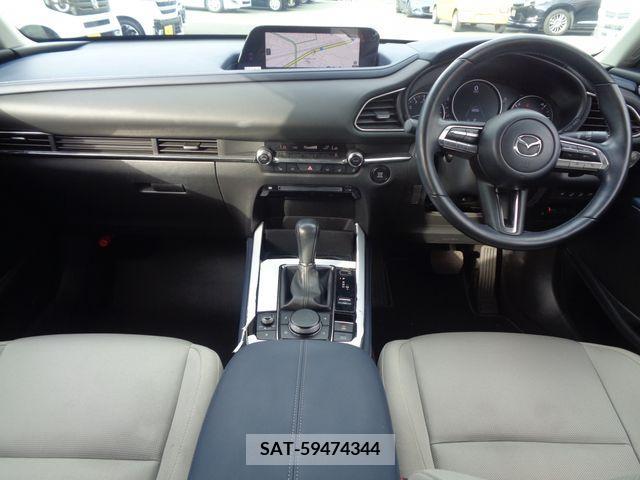 Mazda CX-30 2021-09 383601-1