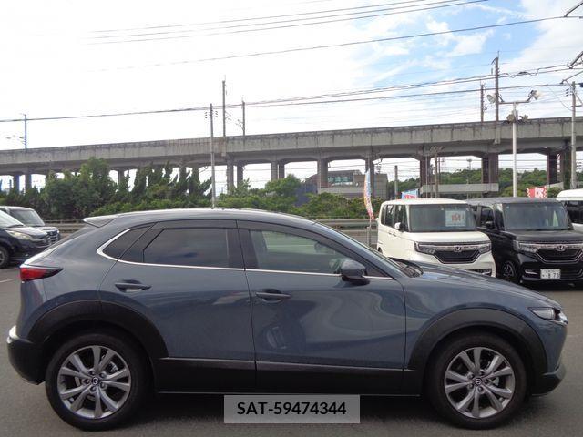 Mazda CX-30 2021-09 383601-6