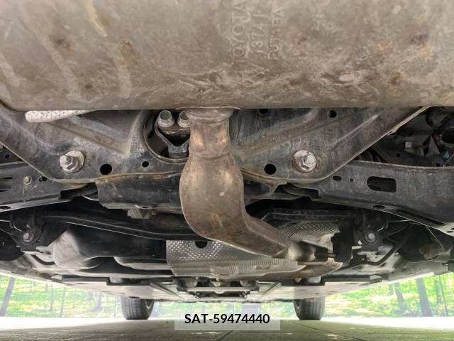 Toyota PRIUS 2019-09 322612-19