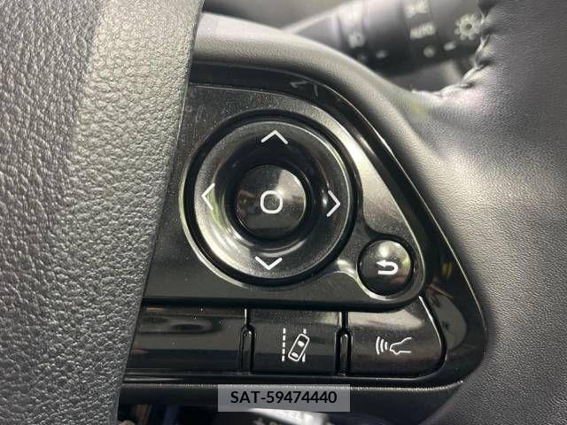 Toyota PRIUS 2019-09 322612-4