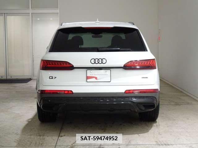 Audi Q7 2023-11 337920-3