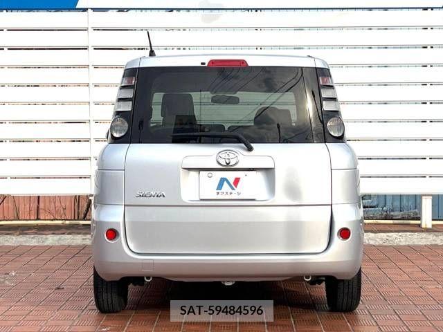 Toyota SIENTA 2007-04 285098-15
