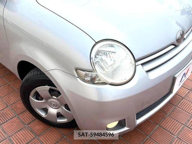 Toyota SIENTA 2007-04 285098-12