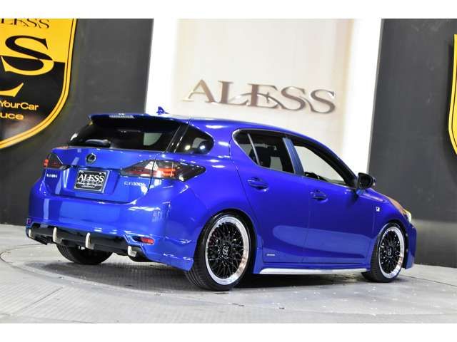 Lexus CT 2011-09 5270-1