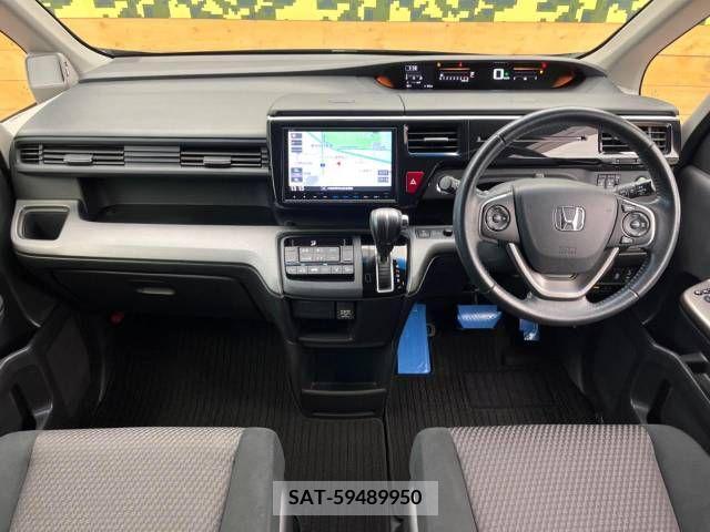 Honda e 2016-04 380488-1