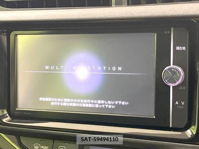Toyota AQUA 2015-06 353084-2
