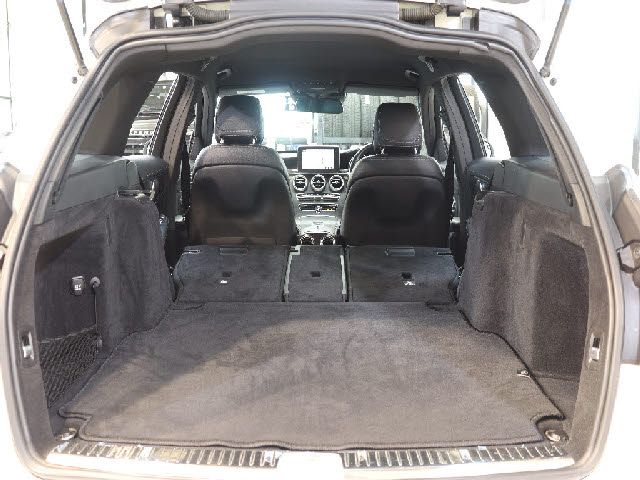 Mercedes Benz C-CLASS 2015-04 6562-6