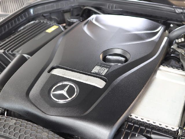 Mercedes Benz C-CLASS 2015-04 6562-5