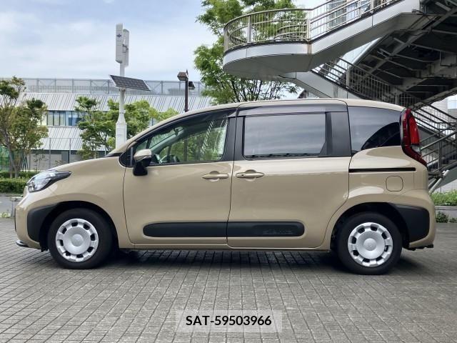 Toyota SIENTA 2023-07 285029-7