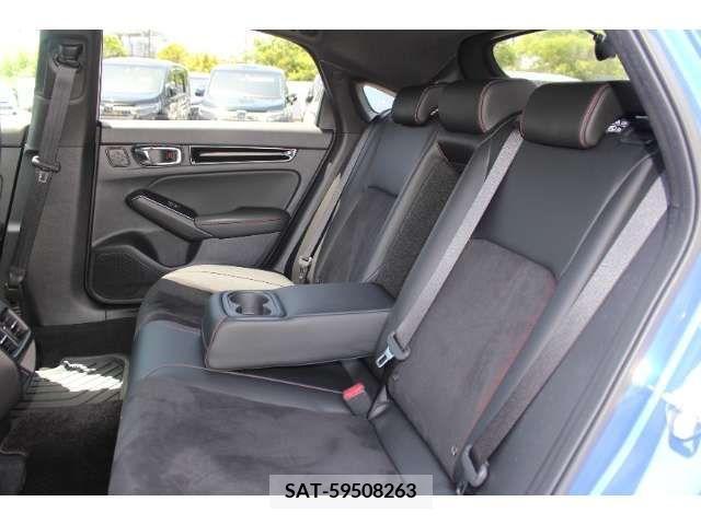 Honda CIVIC 2021-11 266164-18