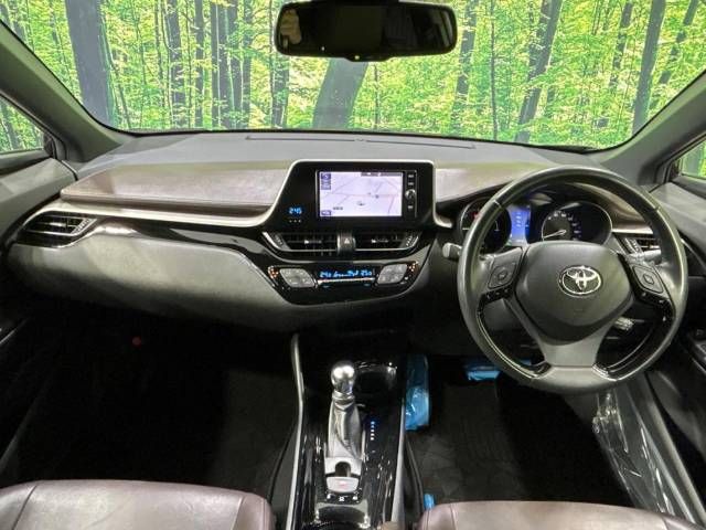 Toyota C-HR 2017-02 189054-1